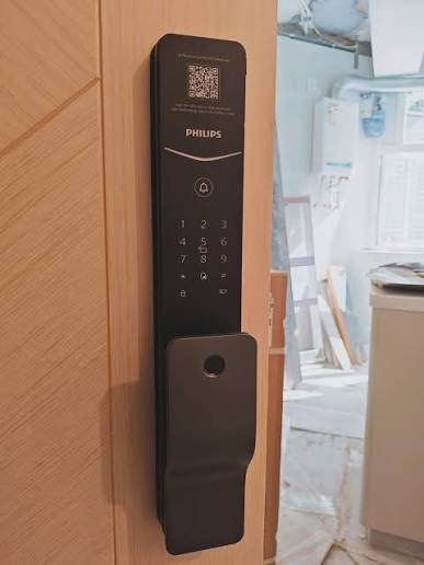 Philips 飛利浦 Alpha Plus DDL704-FVP 3D人臉識別智能門鎖連螢幕貓眼